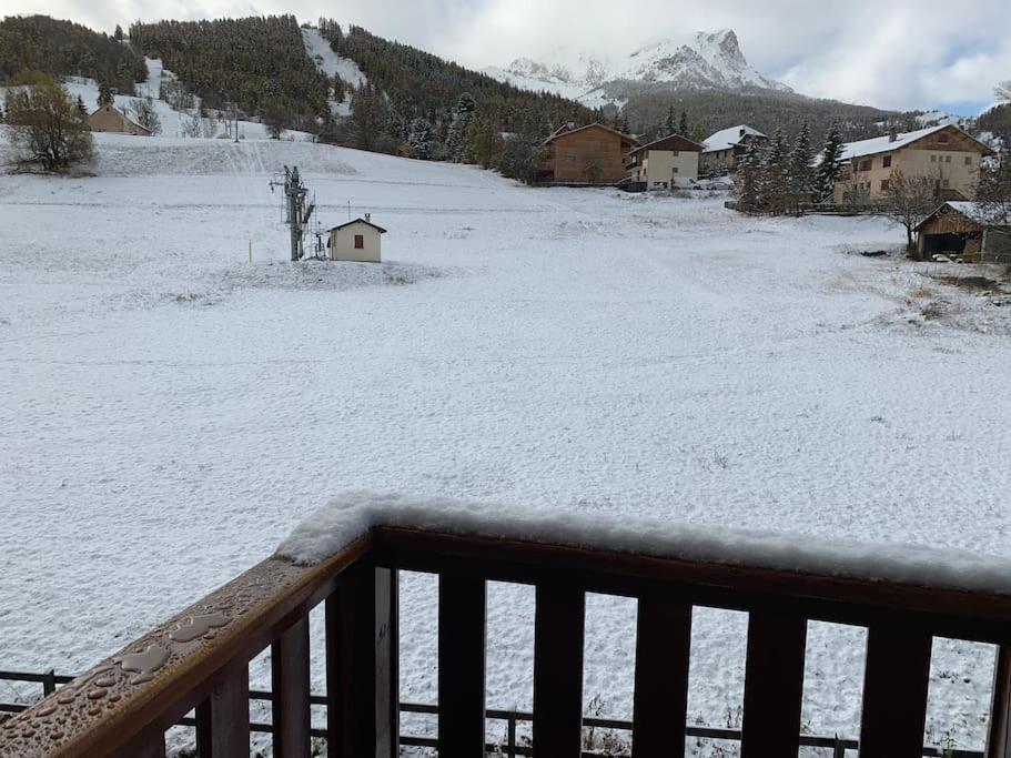 Appartement A Enchastrayes Sur Piste Station De Ski Au Sauze A 3Km De Barcelonnette Exterior foto